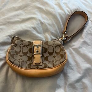 Authentic COACH mini signature
Satchel Tan (Leather and Canvas)